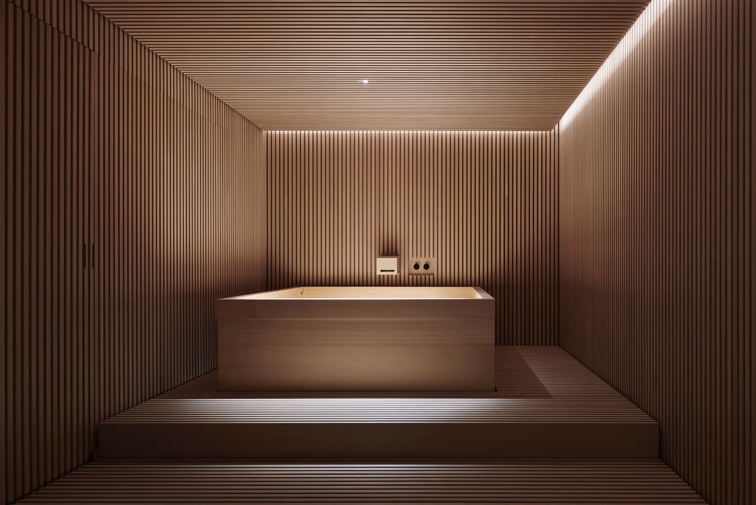 Private pool — Arxileos Residences